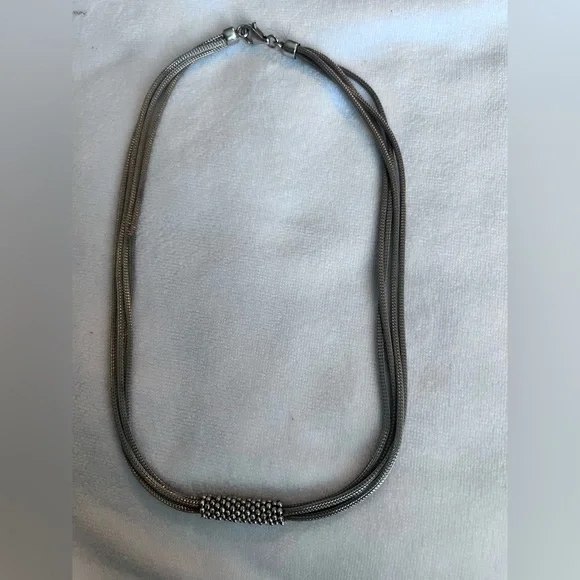 Elegant Silver Multi-Strand Necklace - Picture 3 of 5